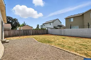 1000 S McKern Ct, Newberg, OR 97132 - Photo 13