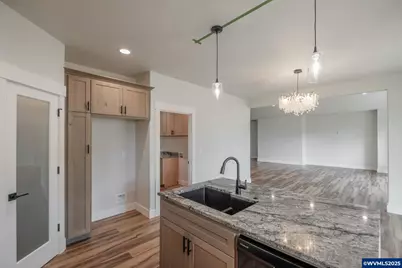 4549 Kalmia St, Sweet Home, OR 97386 - Photo 15