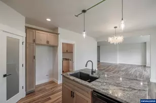 4549 Kalmia St, Sweet Home, OR 97386 - Photo 15