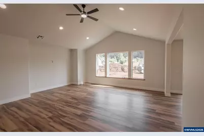 4549 Kalmia St, Sweet Home, OR 97386 - Photo 5