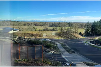 2829 SW Wolverine Dr, Corvallis, OR 97333 - Photo 5