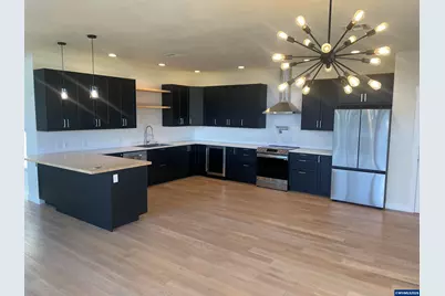 2829 SW Wolverine Dr, Corvallis, OR 97333 - Photo 9