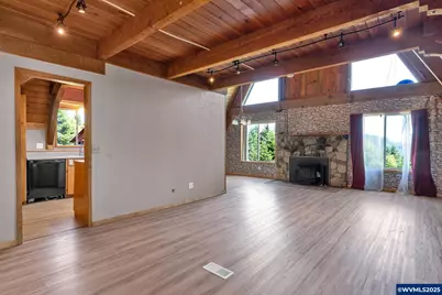 45265 Sunnyside Dr, Foster, OR 97345 - Photo 9