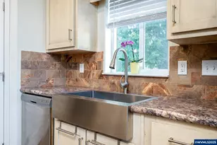 2200 Lancaster Dr SE, Salem, OR 97317 - Photo 15