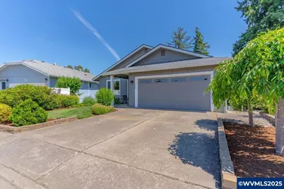 1639 Nut Tree Dr NW, Salem, OR 97304 - Photo 3