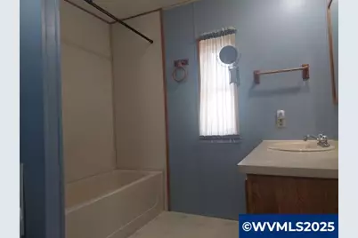 4766 Amber St, Salem, OR 97301 - Photo 9
