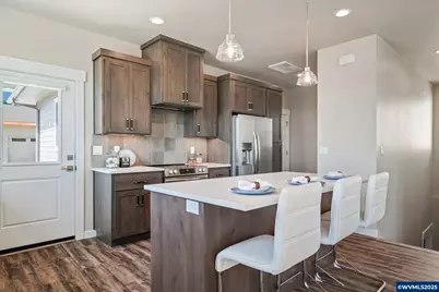 2059 NW Century Dr, Corvallis, OR 97330 - Photo 5
