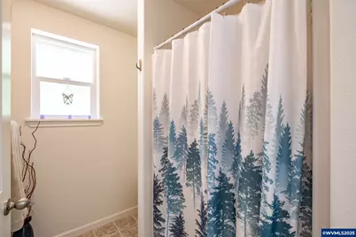1774 Grape Ct, Sweet Home, OR 97386 - Photo 19