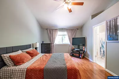 1774 Grape Ct, Sweet Home, OR 97386 - Photo 17