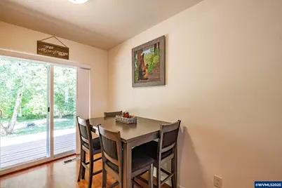 1774 Grape Ct, Sweet Home, OR 97386 - Photo 11