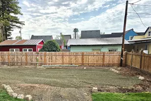 275 Monmouth St, Independence, OR 97351 - Photo 43