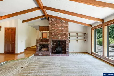 15195 Silverlake Dr NE, Silverton, OR 97381 - Photo 7