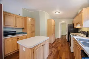 2000 Robins Lane SE, Salem, OR 97306 - Photo 29