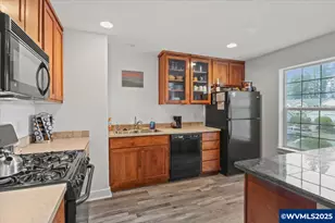 42 Weldwood Dr, Lebanon, OR 97355 - Photo 13