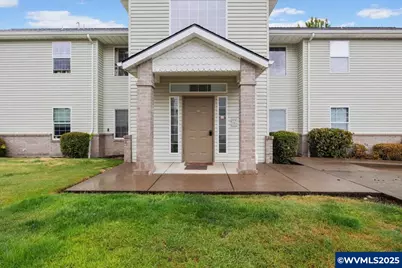 42 Weldwood Dr, Lebanon, OR 97355 - Photo 1