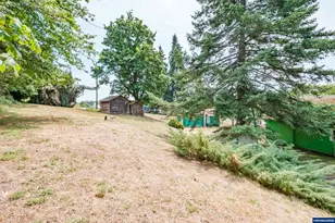 554 Mitchell St, Falls City, OR 97344 - Photo 31