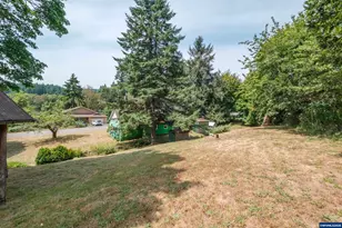 554 Mitchell St, Falls City, OR 97344 - Photo 35