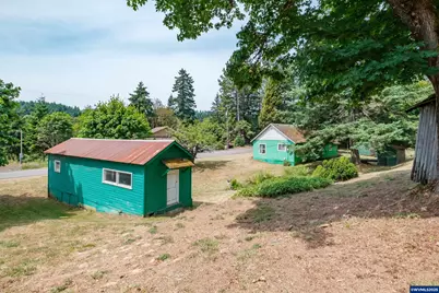 554 Mitchell St, Falls City, OR 97344 - Photo 37