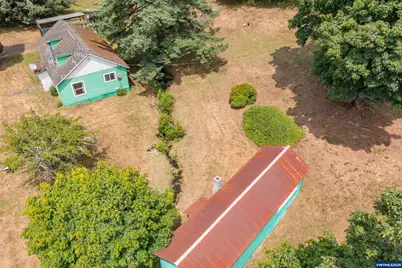 554 Mitchell St, Falls City, OR 97344 - Photo 47