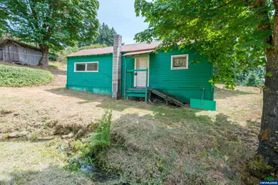 554 Mitchell St, Falls City, OR 97344 - Photo 39