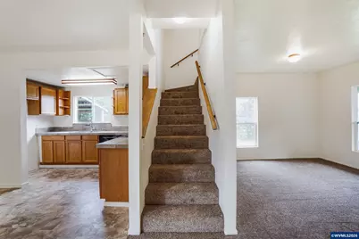 1133 Irvington Dr, Eugene, OR 97404 - Photo 41