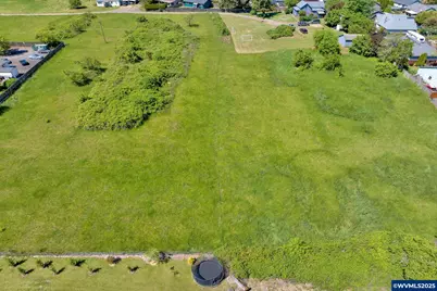 1133 Irvington Dr, Eugene, OR 97404 - Photo 11