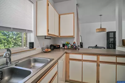 1530 Madelyn Av SE, Salem, OR 97306 - Photo 17