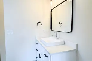 1174 7th St NW, Salem, OR 97304 - Photo 13