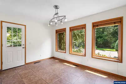 5062 Prospect St, West Linn, OR 97068 - Photo 17