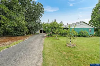 8645 Highland Rd, Independence, OR 97351 - Photo 7