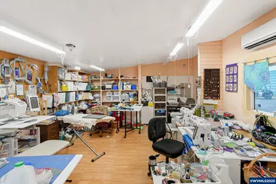 8645 Highland Rd, Independence, OR 97351 - Photo 37