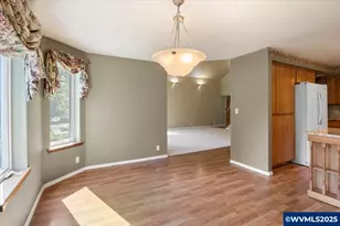 41715 Miles Ln, Lebanon, OR 97355 - Photo 7