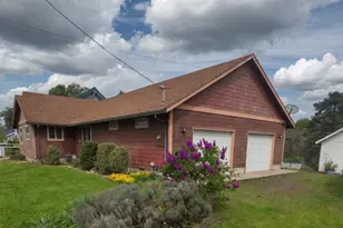 243 SE Harney St, Sheridan, OR 97378 - Photo 3