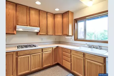 243 SE Harney St, Sheridan, OR 97378 - Photo 13