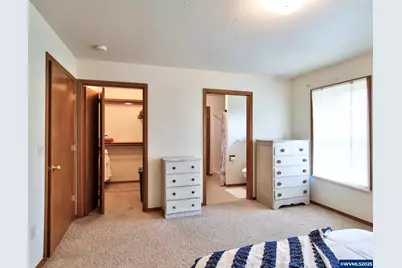 243 SE Harney St, Sheridan, OR 97378 - Photo 17