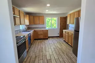 1495 Cascade Dr, Lebanon, OR 97355 - Photo 5