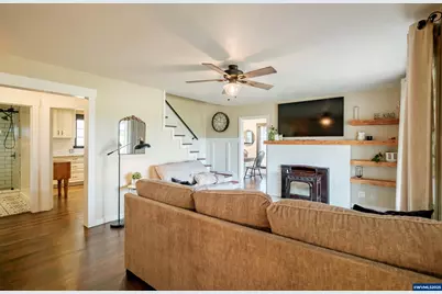 37929 Kelly Rd, Scio, OR 97374 - Photo 17