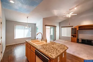 4414 Indian Earth Av NE, Salem, OR 97305 - Photo 11