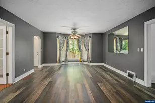 1859 State St, Salem, OR 97301 - Photo 11