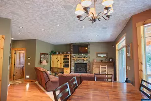 222 SE Whitten Rd, Mill City, OR 97360 - Photo 11