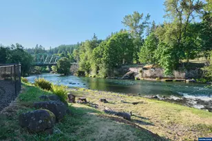 222 SE Whitten Rd, Mill City, OR 97360 - Photo 49