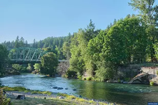 222 SE Whitten Rd, Mill City, OR 97360 - Photo 47