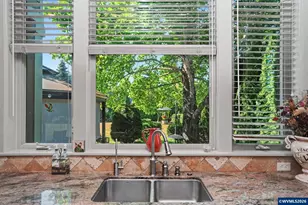 1655 Mountain Dr, Stayton, OR 97383 - Photo 15