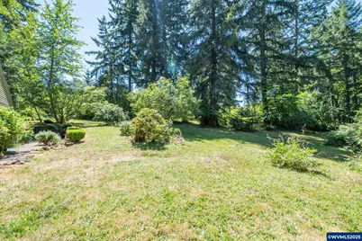 37152 Deadwood Dr, Lebanon, OR 97355 - Photo 39