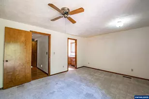 37152 Deadwood Dr, Lebanon, OR 97355 - Photo 17