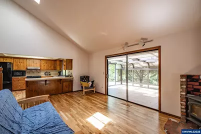 37152 Deadwood Dr, Lebanon, OR 97355 - Photo 15