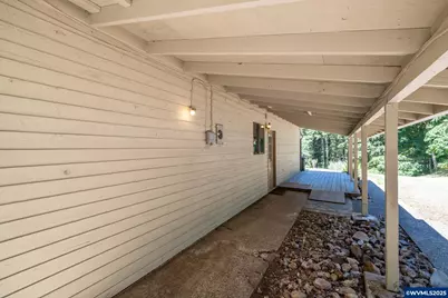 37152 Deadwood Dr, Lebanon, OR 97355 - Photo 43