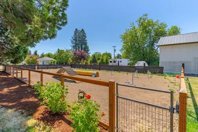 35676 Riverside Dr SW, Albany, OR 97321 - Photo 21