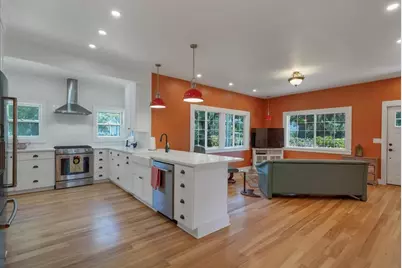 35676 Riverside Dr SW, Albany, OR 97321 - Photo 9