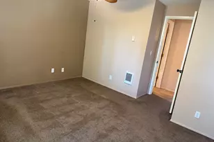 4792 Lancaster Dr NE, Salem, OR 97305 - Photo 21